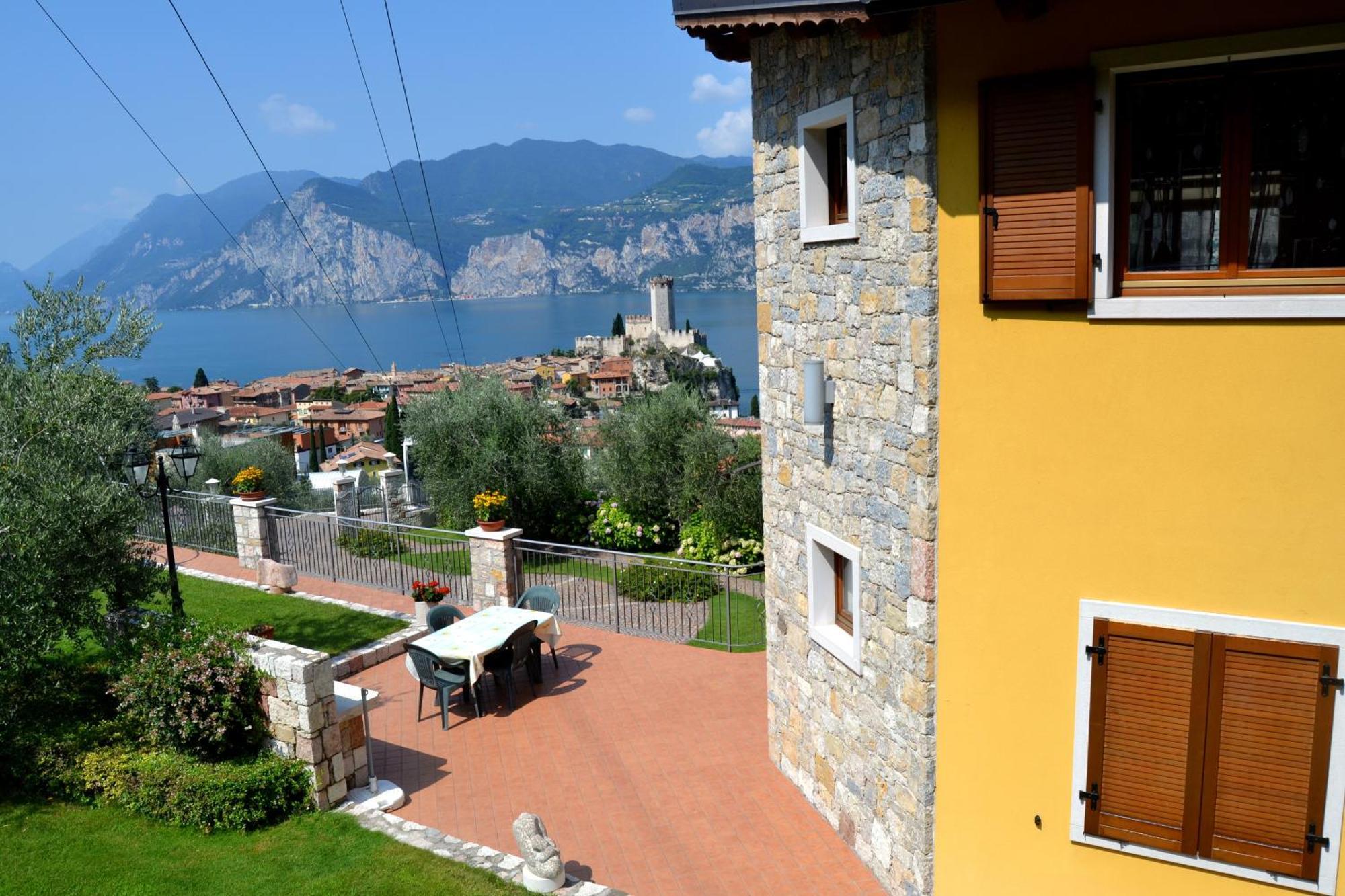 Appartamenti La Perla Malcesine Dış mekan fotoğraf